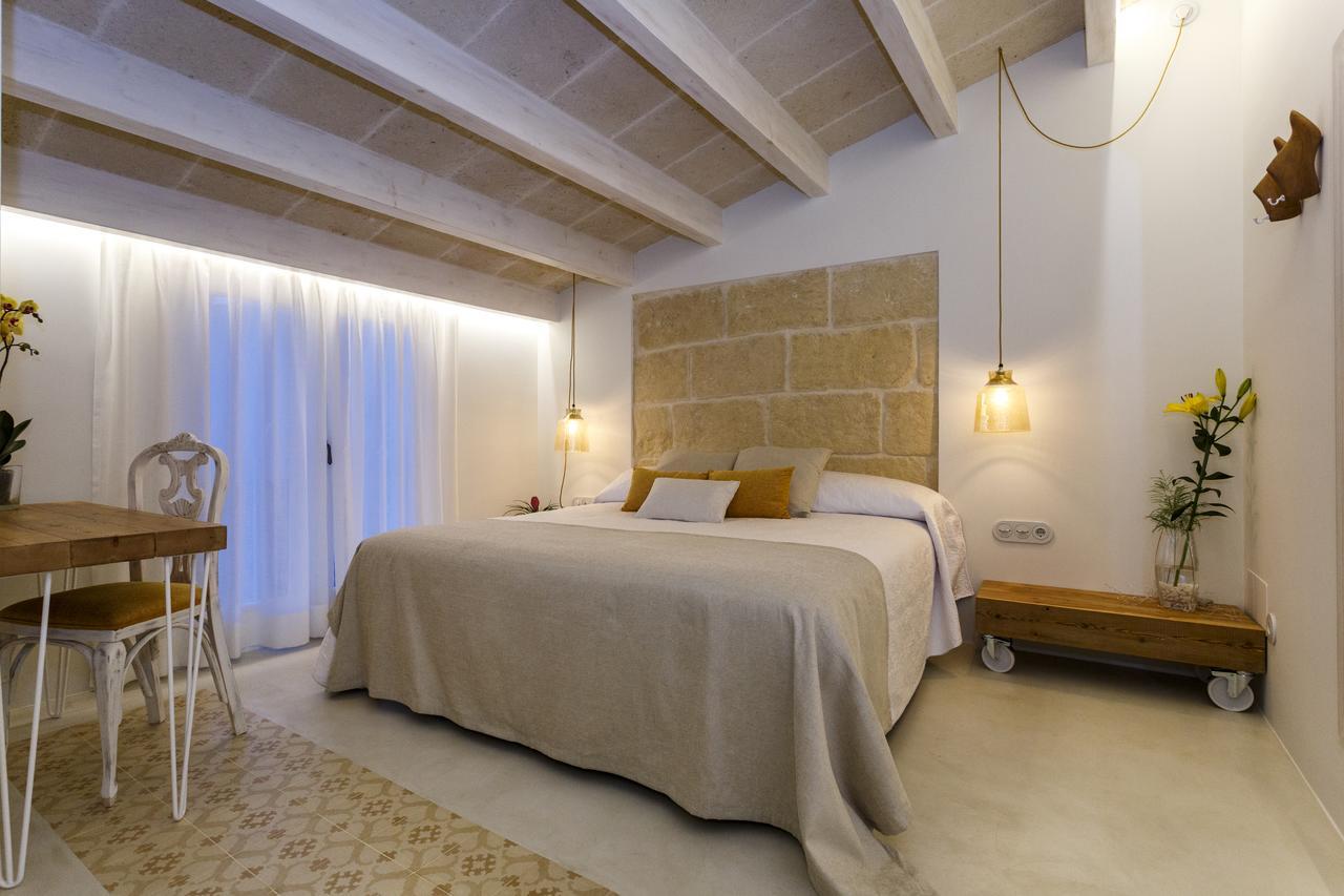 Hotel S'Estil-Let Es Migjorn Gran Bagian luar foto
