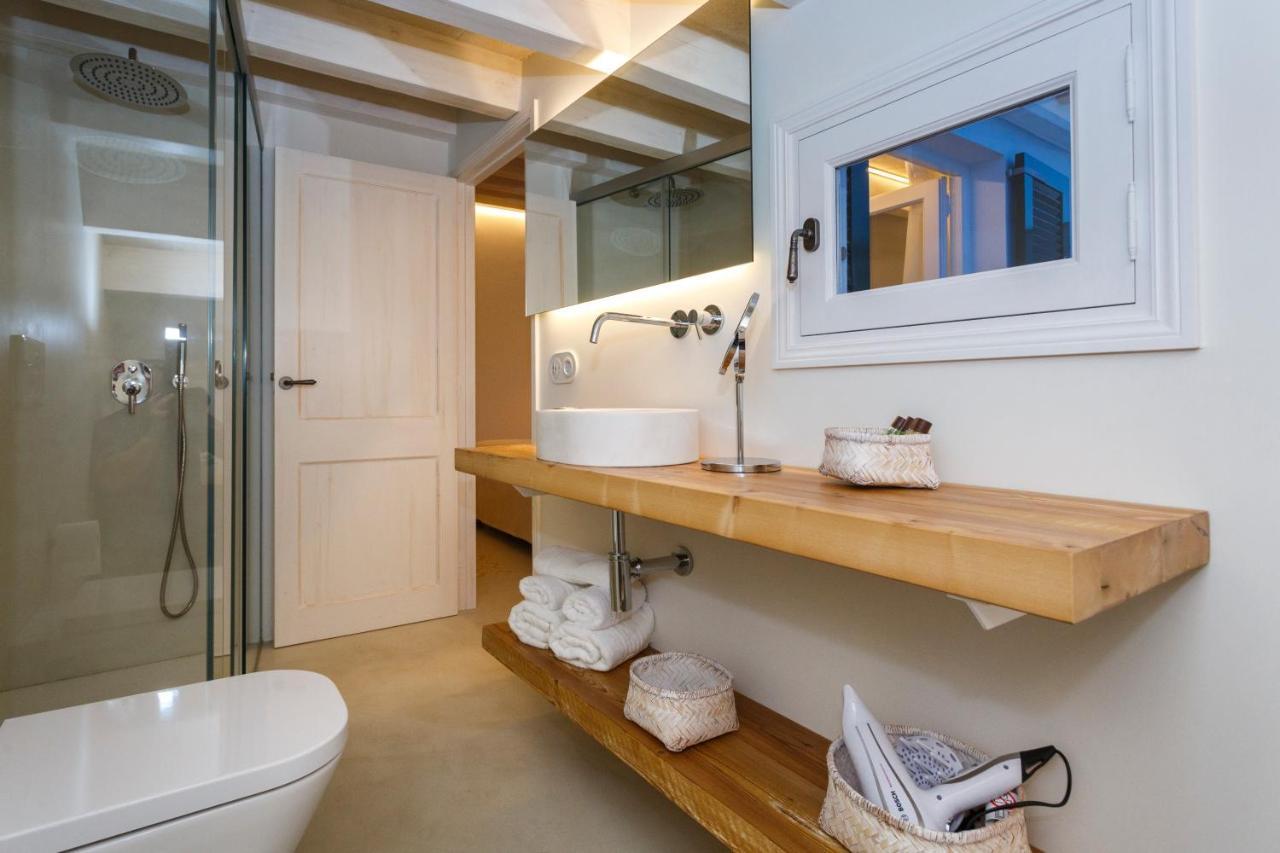Hotel S'Estil-Let Es Migjorn Gran Bagian luar foto