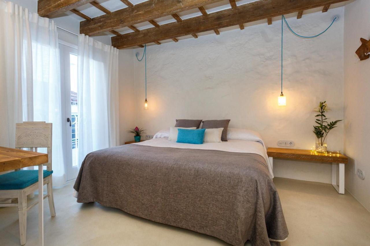 Hotel S'Estil-Let Es Migjorn Gran Bagian luar foto